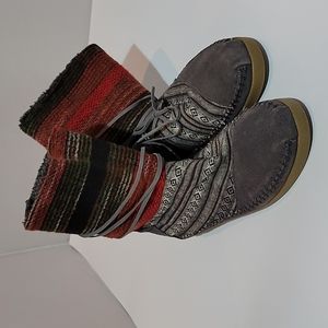 TOMS Women's Moccasin 9